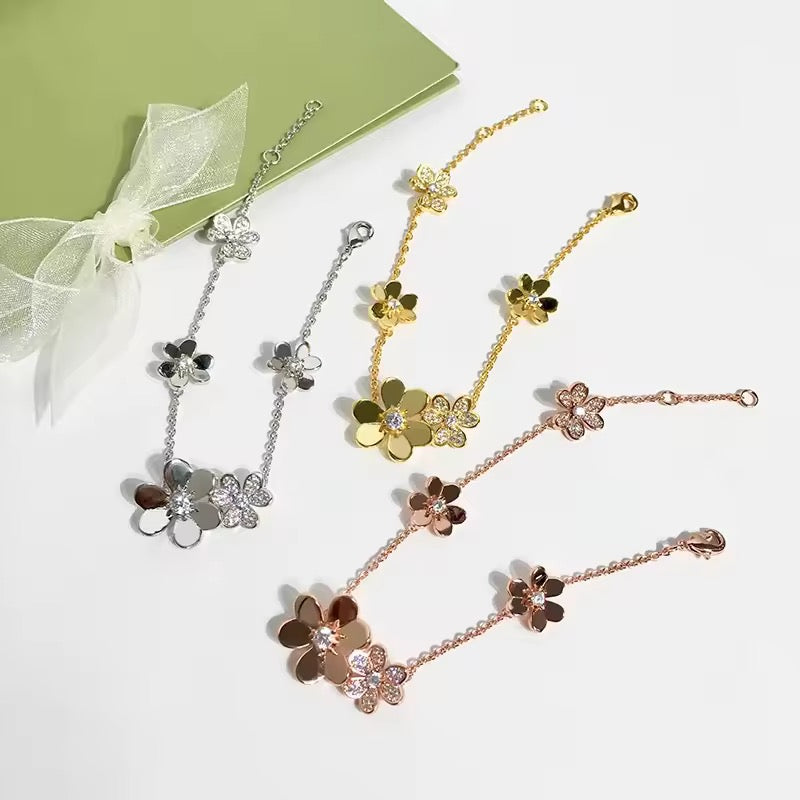 FLOWER BRACELET