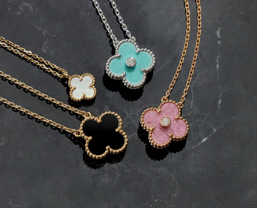 CLOVER STUD NECKLACE