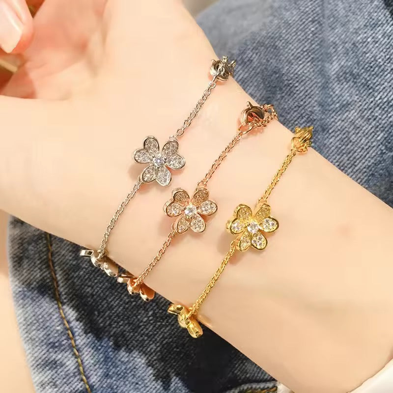 FLOWER BRACELET