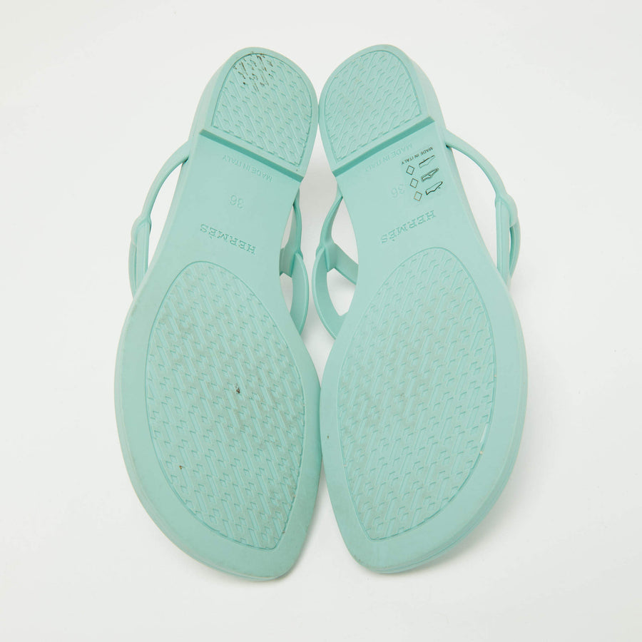 HERMÈS MINT GREEN RUBBER EGERIE THONG FLAT SLIDES SIZE 36
