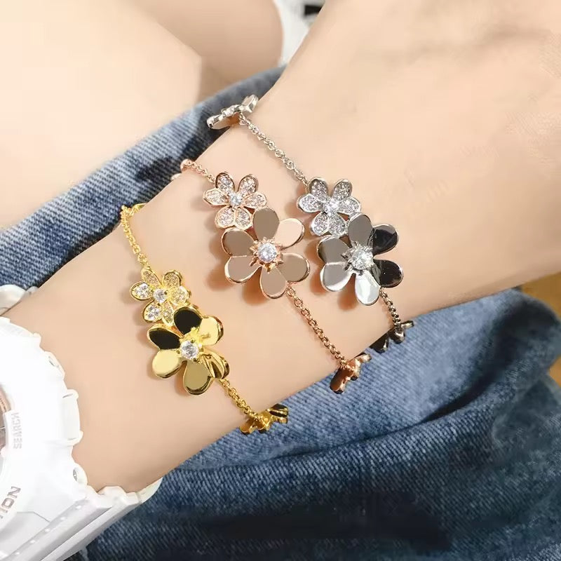FLOWER BRACELET