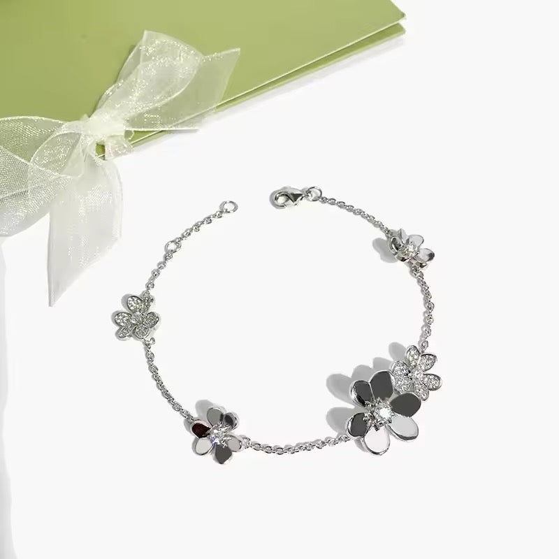 FLOWER BRACELET