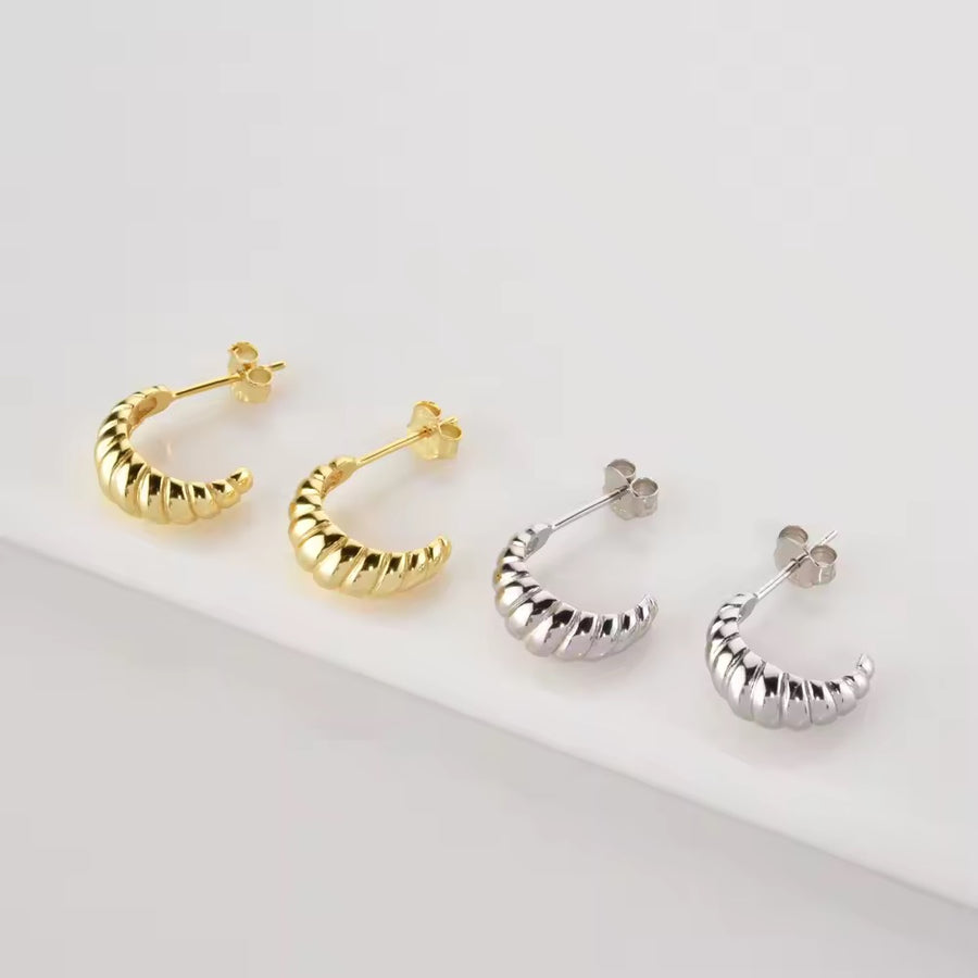 RALPH CROISSANT EARRING