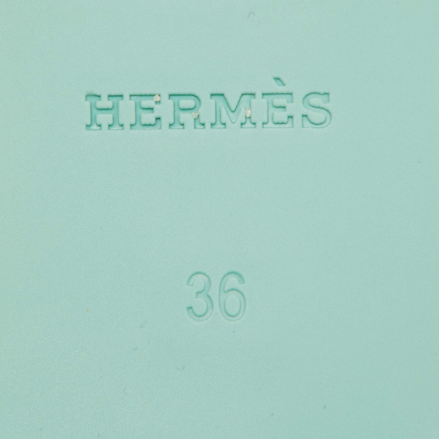 HERMÈS MINT GREEN RUBBER EGERIE THONG FLAT SLIDES SIZE 36
