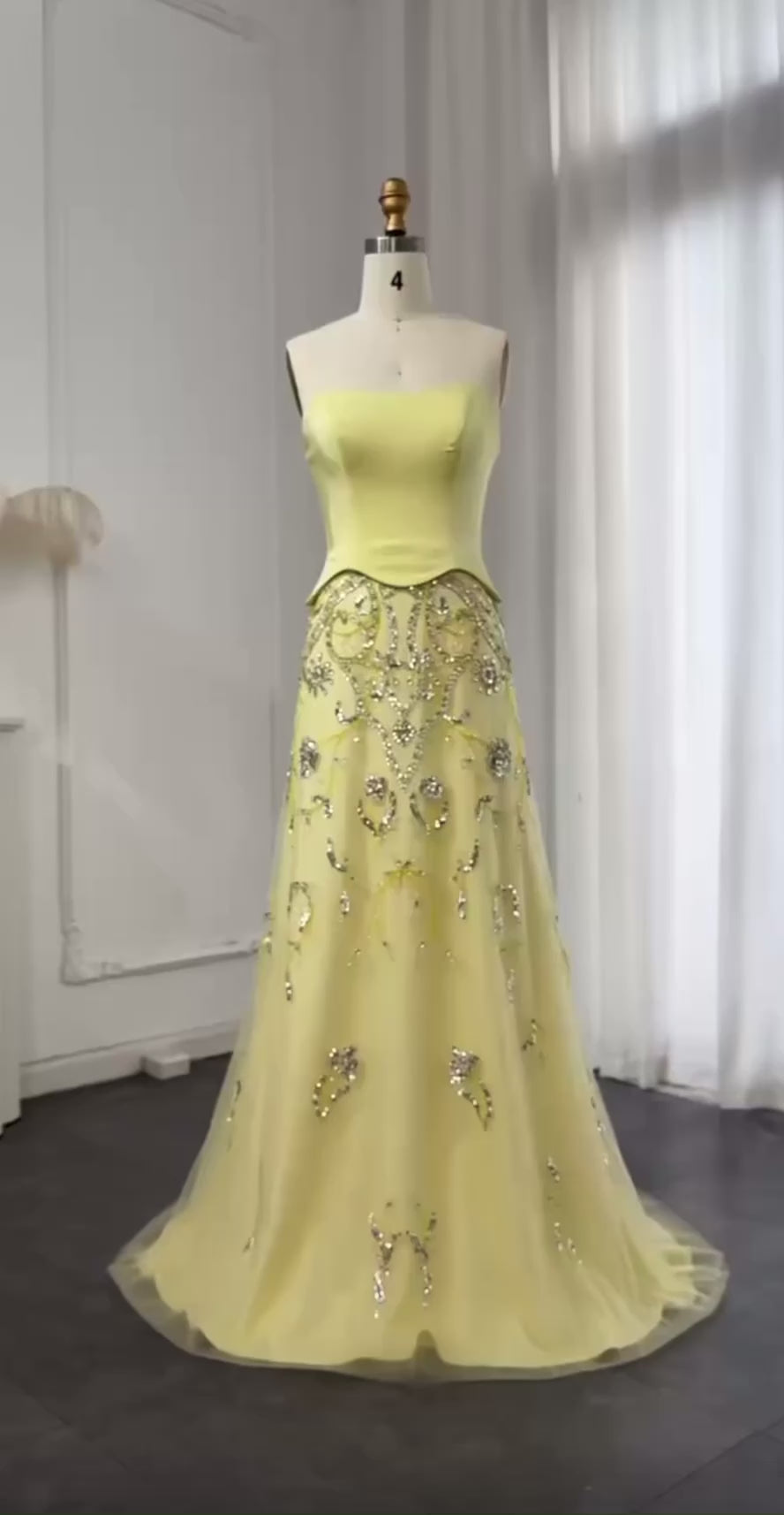 MAIRA GOWN