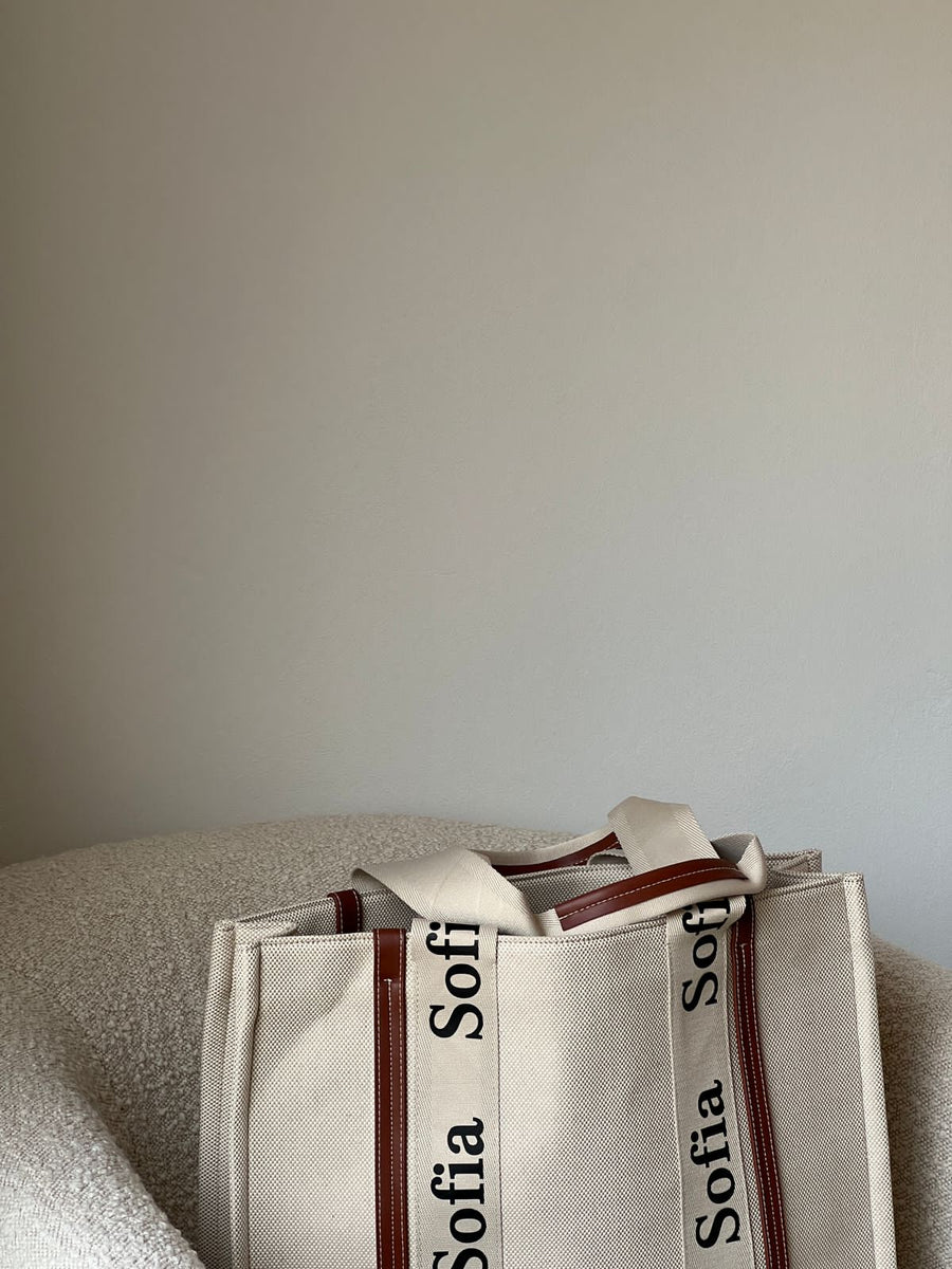 THE MONOGRAM TOTE BAG